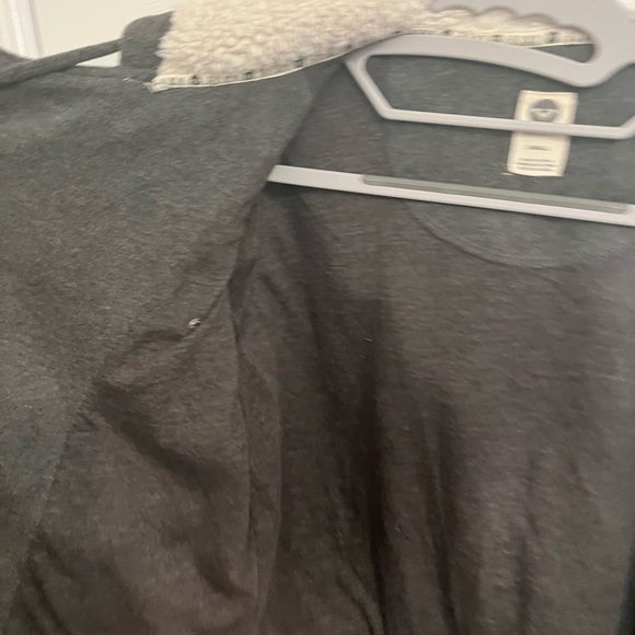 Roxy Asymmetrical Zip Up Faux Fur (Sherpa) Hoodie Jacket w/ button detail. S. - Picture 15 of 16